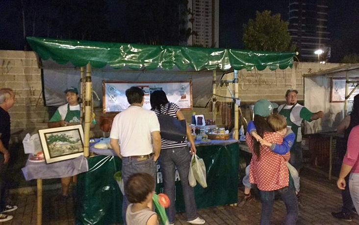 Cerca de 500 pessoas passam na nova feira. No Centro, são recebidas cerca de 1,5 mil pessoas às quintas e às sextas-feiras, o Mercado do Produtor reúne mais de 2 mil pessoas.