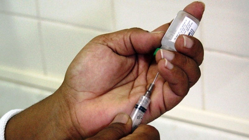 Atualização da caderneta de vacinação para crianças e adolescentes está disponível em todas as unidades básicas de saúde, de segunda a sexta-feira, das 8 às 16h30