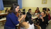 Curso de Automaquiagem será um dos serviços oferecidos pela primeira edição do projeto Bairro Feliz, que acontecerá neste sábado, no Parque Olímpico (Ney Sarmento/PMMC)