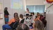 O grupo de voluntárias se reuniu pela manhã na sede da AACD de Mogi das Cruzes e a gestora administrativa da unidade. Luciana Martins, agradeceu ao apoio (Guilherme Berti/ PMMC)