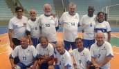 Equipe masculina acima de 70 anos de Mogi das Cruzes estreou Superliga de Vôlei Adaptado com vitória sobre Ibiúna, por 2 sets a 0, neste final de semana
