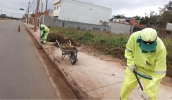 O mutirão do Cuida+Mogi estará neste sábado na Vila Brasileira, Vila Pomar e Vila Melchidezec, executando varrição, raspagem, capina e retirada de lixo e entulho (Divulgação/ SMSU)