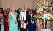 Benedita Aparecida de Oliveira e Amâncio Manoel de Oliveira foram os eleitos Miss e Mister Terceira Idade 2018 (foto: Valter Pereira/PMMC)