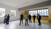 A visita foi acompanhada pelo diretor da Secretaria de Desenvolvimento Social e Econômico, Cláudio Costa, o diretor geral da Ponsse Brasil, Fernando Campos Passos e sua equipe técnica, o diretor do . . .