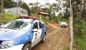 Trabalho de fiscalização contou com a participação da equipe que combate a ocupação de áreas irregulares e da Patrulha Rural, da Guarda Municipal (Divulgação)