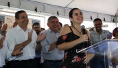 Grávida do segundo filho, Caroline Moreira falou em nome de outras gestantes e comemorou o novo empreendimento para a cidade (foto: Ney Sarmento/PMMC)