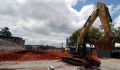 As obras já começaram com a instalação do canteiro e terraplanagem (foto: Ney Sarmento/PMMC)