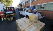 Uma grande operação foi montada no Casem, para a entrega às famílias mogianas dos 28.779 kits de alimentação doados pelo Governo do Estado (Ney Sarmento/ PMMC)