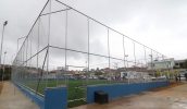 O campo com grama sintética é o oitavo entregue pelo programa Bola na Rede. (Foto: Ney Sarmento/PMMC)