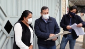 A exemplo do que foi realizado no dia 29 de junho, o prefeito Marcus Melo entregará neste sábado mais 51 títulos, a moradores da Vila Municipal e CDHU da Vila Cléo (Ney Sarmento/PMMC)