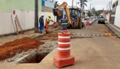 Tecnologia empregada é o método não-destrutivo, que faz escavações em pontos específicos da rua para evitar abertura de valas em grandes extensões das vias (Foto: Semae)