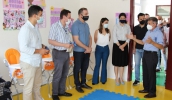 Autoridades conheceram as instalações do CEIM Profª Ivone Baghoss. (Divulgação/PMMC)