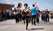 Bandas de escolas estaduais e municipais do projeto Pra Ver a Banda Passar brilharam no desfile. (Warley Kenji/PMMC)