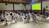 Na quarta-feira (20/3), foi realizado o Cine Ambiental no Parque Centenário, com a presença de 52 crianças. A atividade será realizada mensalmente (Divulgação/SMAPA)