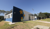 O novo bloco possui duas novas salas de aula e banheiros acessíveis. Podem ser atendidos 50 alunos a mais. (Warley Kenji/PMMC)