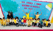 Alunos e a equipe escolar fizeram a festa na Semana da Criança do CEIM Profª Luiza Conceição Silva - CEIC Dó-Ré-Mi II , em Jundiapeba. (Divulgação/PMMC)
