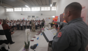 As aulas na escola foram ministradas pelo bombeiro educador Cabo PM Edilson Barbosa dos Santos, do Primeiro Subgrupamento de Bombeiros (17º Grupamento de Bombeiros). Diego Tonon, 1º Tenente PM e comandante . . .
