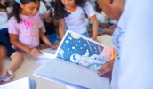 A edição do livro foi realizada com o auxílio de programas, como Canva, e de inteligência artificial para a criação de ilustrações. (Warley Kenji/PMMC)