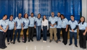Equipe da Secretaria Municipal de Meio Ambiente e Proteção Animal ao lado da palestrante Isabella Talamoni Lima, durante o evento desta terça-feira (17/6) (Divulgação/PMMC)