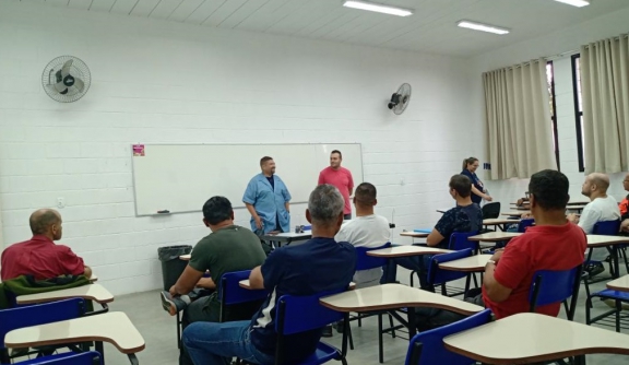 Nova turma do curso de soldadores começa capacitação com 60 participantes Nova turma do curso de soldadores começa capacitação com 60 participantes