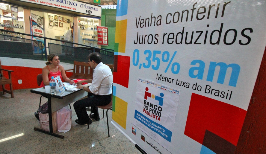 Com taxa de apenas 0,35% ao mês, a linha de crédito está disponível com condições especiais para empreendedores da cidade. (Foto: Guilherme Berti/PMMC)
