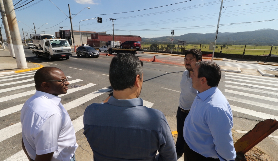 Novo acesso facilitará o acesso de motoristas que deixam a Vila Jundiaí em direção ao distrito de Jundiapeba e a municípios vizinhos como Suzano (Ney Sarmento/PMMC)