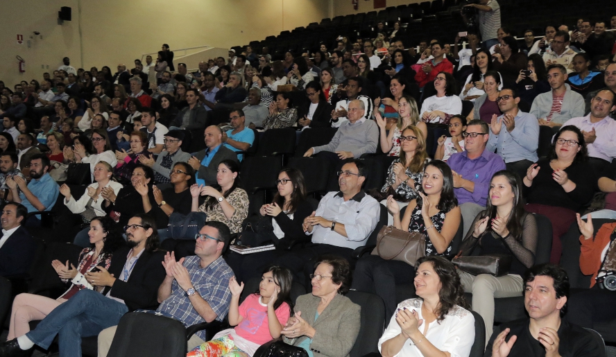 Premiação aconteceu no auditório do Cemforpe. Ao todo, 256 projetos foram inscritos por funcionários da Prefeitura, Semae e do Iprem (Ney Sarmento/PMMC)