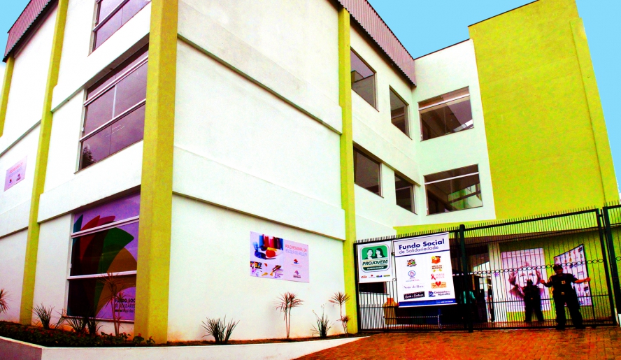 O Fundo Social de Solidariedade está com inscrições abertas para cursos profissionalizantes que serão oferecidos em locais como o Polo Regional da Escola de Beleza, na Vila Brasileira