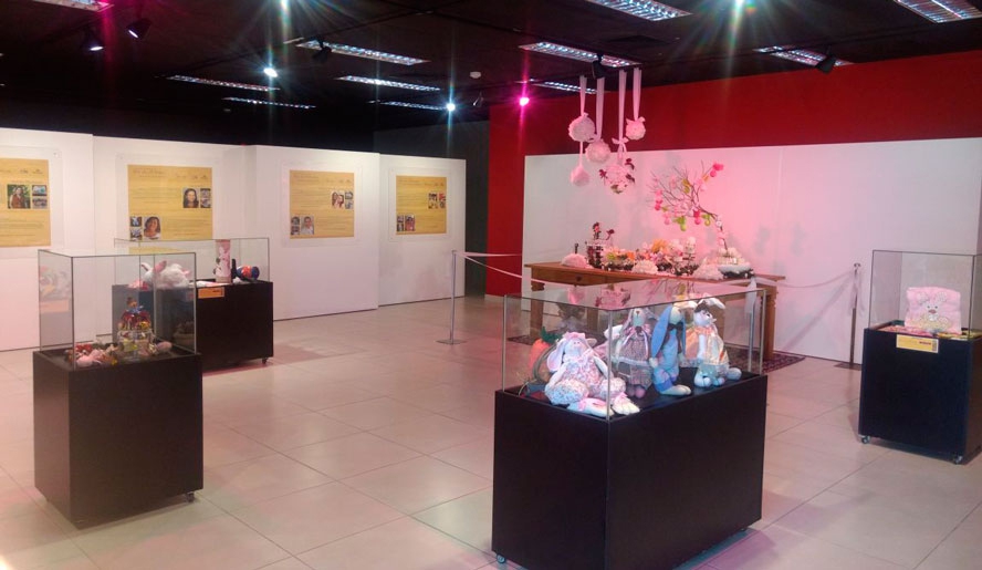 A 10ª Mostra Comemorativa ao Dia do Artesão passará a contar, a partir da terça-feira, com um bazar de peças de artesanato e também chocolates e biscoitos (Divulgação/ SMC)