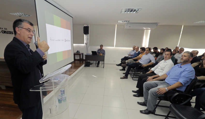 Hoje formamos uma equação de sucesso com a tecnologia adequada e uma cidade empenhada em evoluir”, avaliou o presidente executivo do Instituto Trata Brasil, Edson Carlos. (Foto: Ney Sarmento/PMMC)