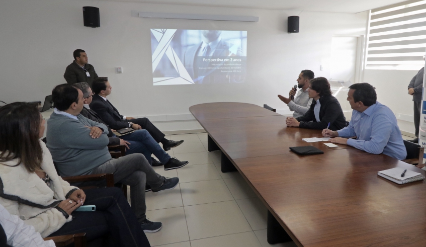A empresa contratará inicialmente cerca de 50 pessoas por meio do Emprega Mogi e nos próximos anos deverá gerar 400 empregos, sendo 150 diretos e 250 indiretos. (Foto: Ney Sarmento/PMMC)