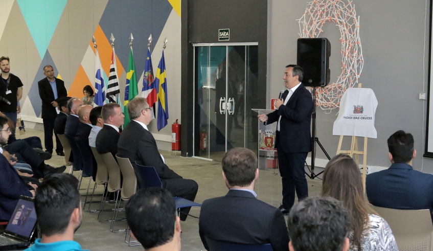 Foi inaugurada hoje no Polo Digital a Sala Höganäs, um espaço inteiramente dedicado ao networking, desenvolvido pela empresa, em parceria com a Prefeitura (Ney Sarmento/ PMMC)
