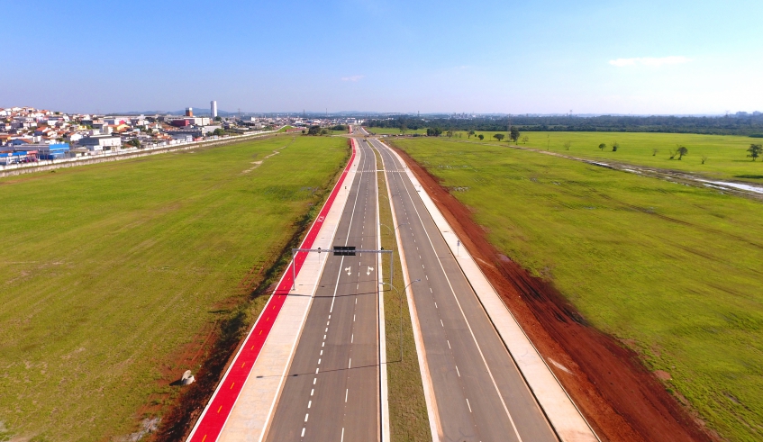 Inaugurada no sábado, dia 13, a Avenida das Orquídeas oferecerá nova opção de transporte e trará benefícios para moradores de Braz Cubas e Jundiapeba (Foto: Ney Sarmento/PMMC)