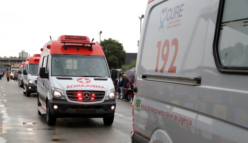 Foram apresentadas na Avenida Cívica oito novas viaturas, adquiridas com recursos municipais, que serão utilizadas pela Cure e pelo Samu. (Foto: Ney Sarmento/PMMC)