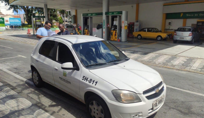 Equipes do Departamento de Fiscalização de Posturas da Prefeitura e da Guarda Municipal estão nas ruas, verificando o cumprimento das restrições da quarentena (Divulgação)