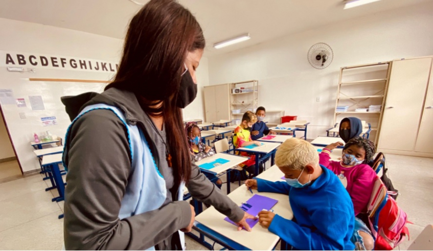 O programa “Aprender mais e ninguém para trás” tem como foco, nesta primeira etapa, a recuperação das aprendizagens durante as férias escolares. (Divulgação/PMMC)