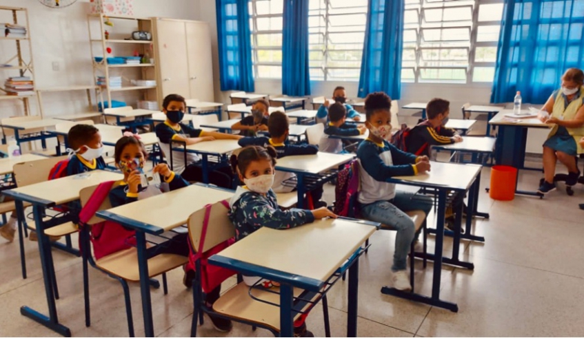 O programa “Aprender mais e ninguém para trás” tem como foco, nesta primeira etapa, a recuperação das aprendizagens durante as férias escolares. (Divulgação/PMMC)