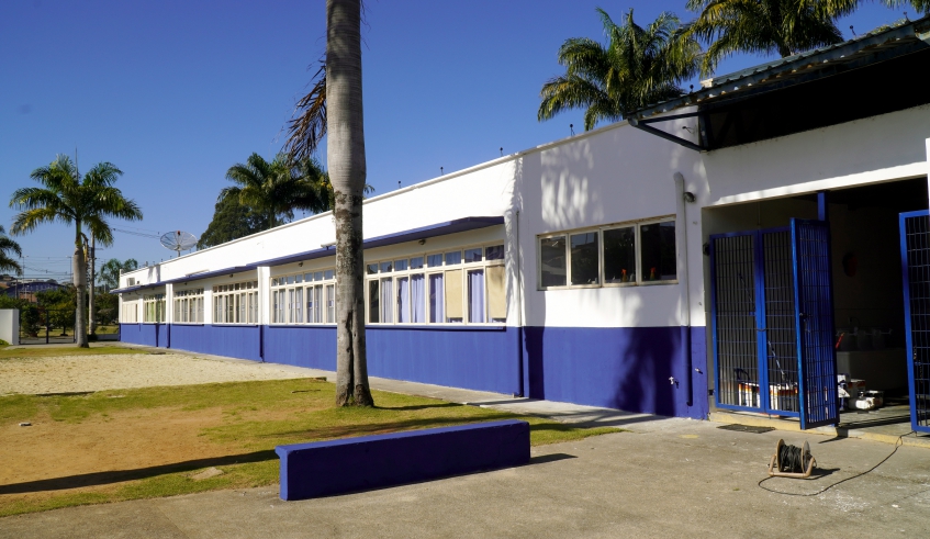 Um dos focos de trabalho da equipe neste feriado foi a EM Profª Lourdes Maria Prado Aguiar, no Jardim Esperança. (Divulgação/PMMC)