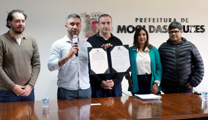 Decreto assinado nesta sexta-feira moderniza, flexibiliza e facilita o acesso ao cartão de estacionamento para a pessoa com deficiência (Divulgação/ PMMC)