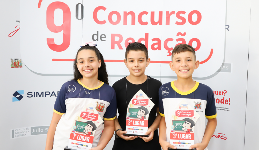 Três alunos da rede municipal de ensino foram premiados no 9º Concurso de Redação do projeto “Você quer? Você pode!” (Andréa Matsumoto)