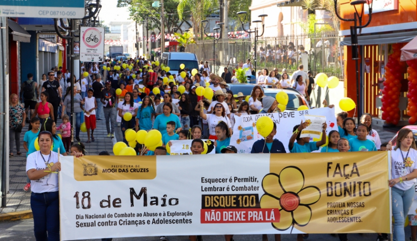 A Secretaria de Assistência Social promoveu, na manhã desta sexta-feira (17/05), a caminhada da campanha Faça Bonito - Projeta Nossas Crianças e Adolescentes (Warley Kenji/ PMMC)