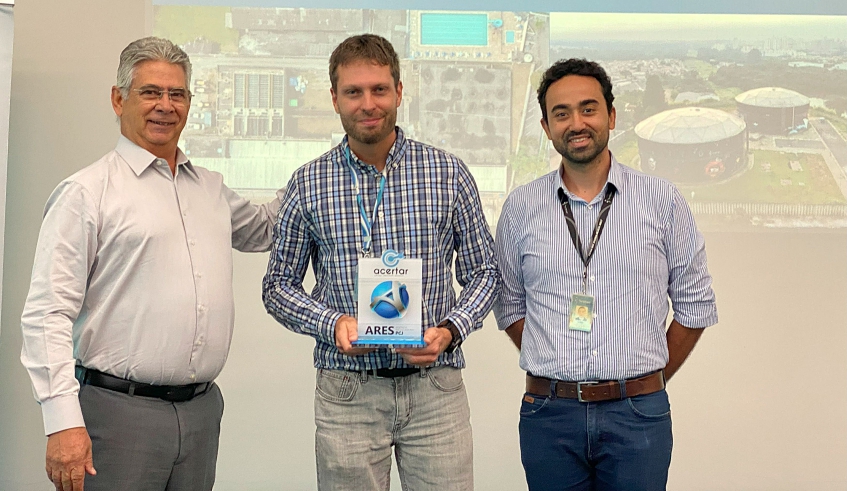 Semae Mogi das Cruzes foi representado pelos engenheiros ambientais Cristiano von Steinkirch de Oliveira e Gabriel Sousa Alves (Foto: Ares-PCJ)