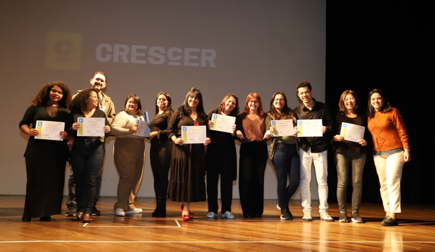 A Secretaria de Desenvolvimento Econômico e Trabalho realizou na última quinta (15) a cerimônia de encerramento das turmas do 1º quadrimestre dos cursos do Crescer (Divulgação/PMMC)