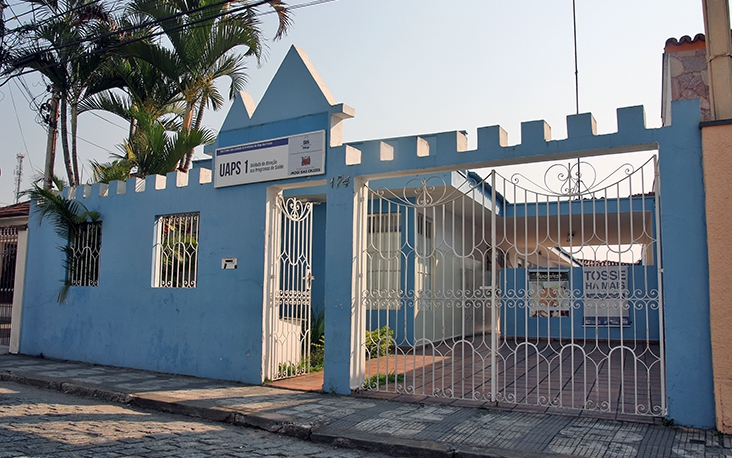 O Programa Municipal de Controle da Hanseníase funciona na Unidade de Atenção aos Programas de Saúde (UAPS-1), que fica na rua Rui Barbosa, 174, no Jardim Santista