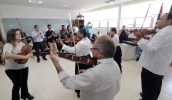 Deficientes visuais compõem o novo grupo de cordas da Orquestra Sinfônica de Mogi das Cruzes, por meio do projeto Novos Olhares, que foi lançado nesta sexta-feira (Ney Sarmento/ PMMC)