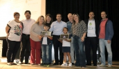 Alunos da EM João Cardoso Pereira, em Sabaúna, receberam os equipamentos, entregues pelo prefeito Marcus Melo e autoridades. (Foto: Ney Sarmento/PMMC)