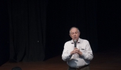 A audiência pública realizada na noite desta quarta-feira lotou o Theatro Vasques e culminou com a aprovação, por parte da população, da doação do Centro Esportivo do Socorro para o Sesc (Junior . . .