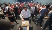 A audiência pública realizada na noite desta quarta-feira lotou o Theatro Vasques e culminou com a aprovação, por parte da população, da doação do Centro Esportivo do Socorro para o Sesc (Junior . . .