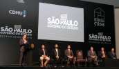 O programa Nossa Casa foi lançado na tarde desta quarta-feira e vai reunir R$ 1 bilhão de investimento até o ano de 2022, com a expectativa de construção de 60 mil moradias (Ney Sarmento/ PMMC)