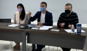 Entrevista coletiva sobre o Programa de Parcelamento Mogiano teve a participação do prefeito Caio Cunha, da vice-prefeita Priscila Yamagami e do secretário Ricardo Abílio (Divulgação/PMMC)